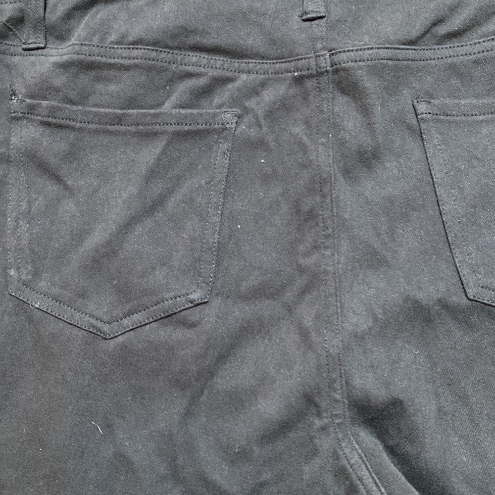 Jonathan Martin Black Stretchy Cropped Pants - Picture 5 of 5